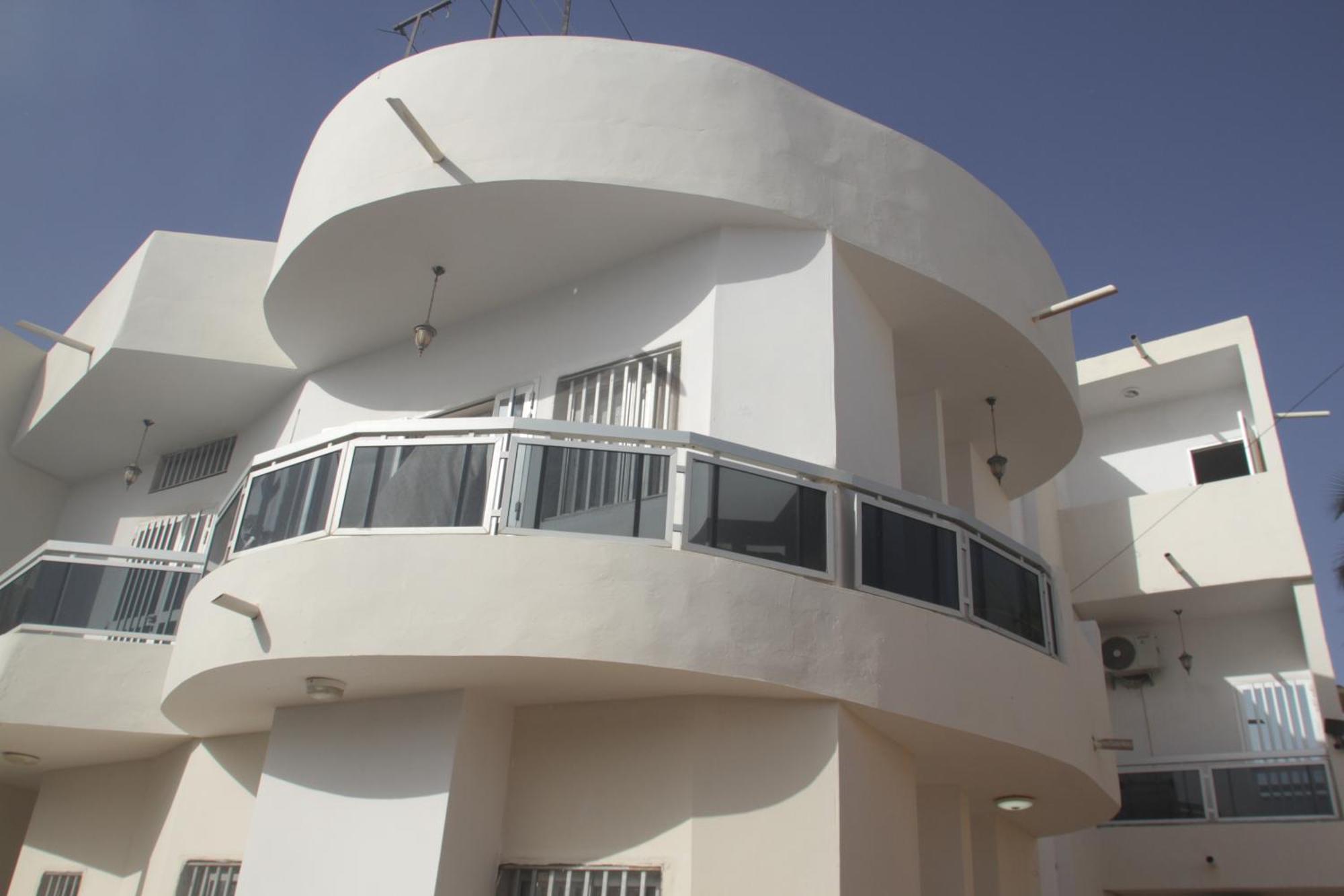 "La Coquille", Joli Loft, Moderne, Propre, Sur Et Calme Au Coeur De Saly 아파트 외부 사진